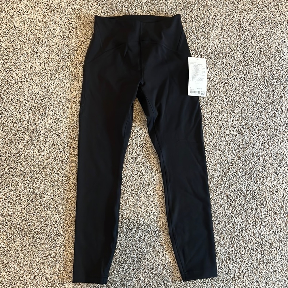 Lululemon, 6, 25”